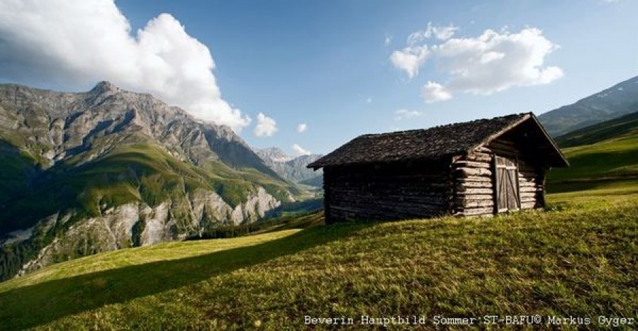 Destination Nature, visit the Graubünden parks by train or bus !